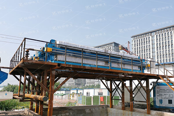 壓濾機(jī)過(guò)濾室滲漏怎么辦？是什么原因造成的呢？